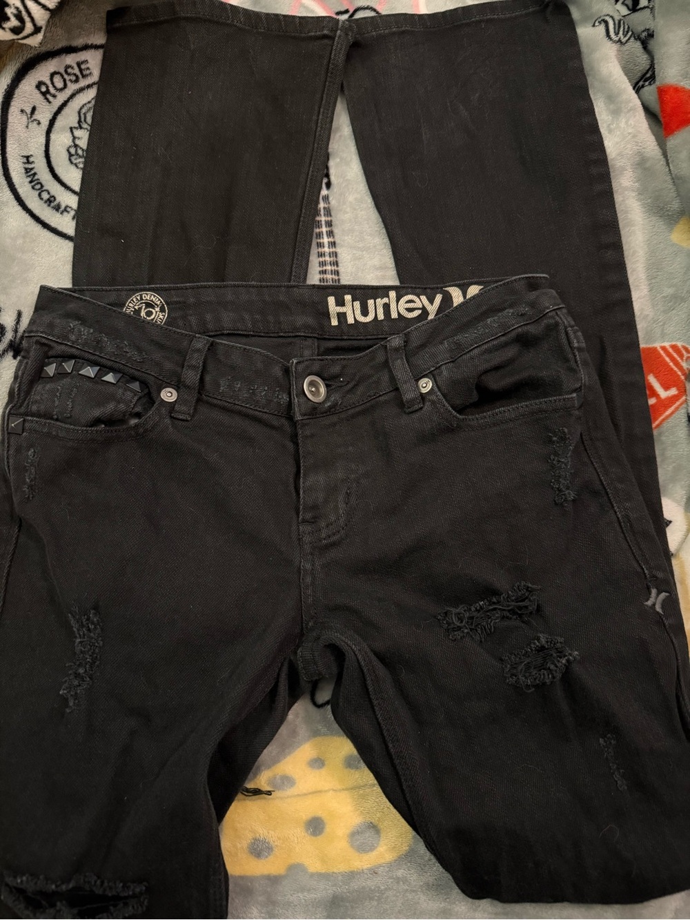 Hurley Black Denim Jeans with Stud Accents y2k